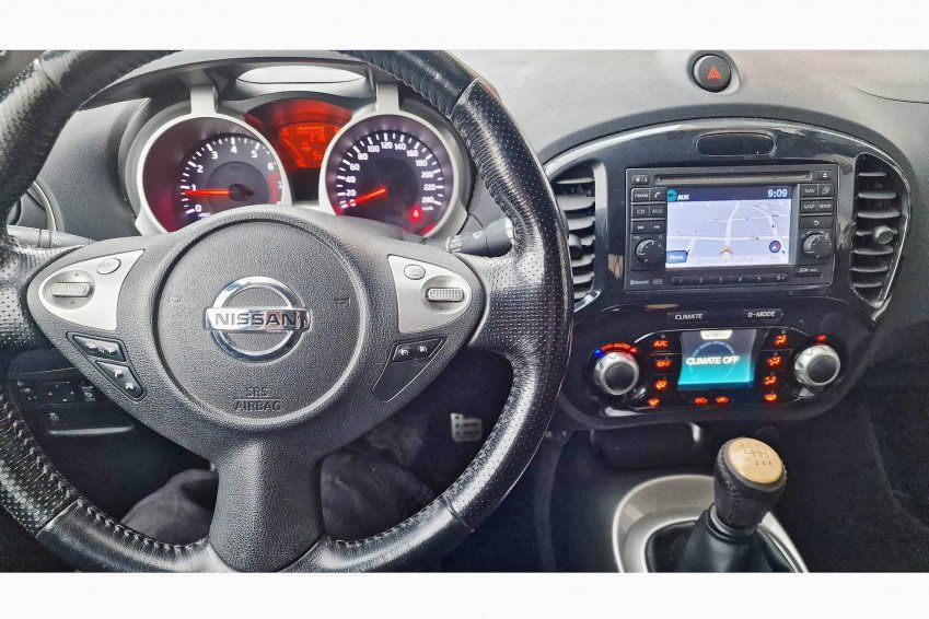 NISSAN JUKE