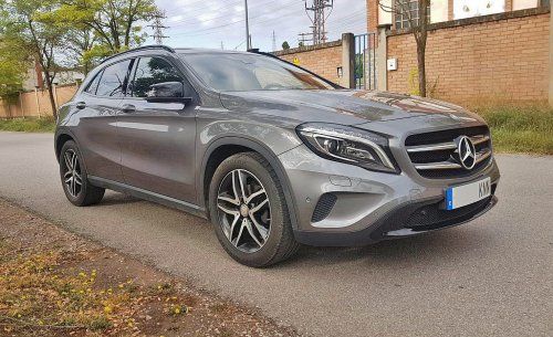 MERCEDES-BENZ GLA 220 D 4 MATIC URBAN