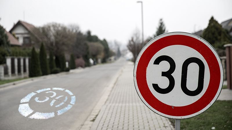 Circular a 30 km / h pot provocar avaries en el teu cotxe
