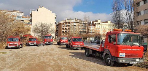 Taller amb servei de grua